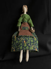 Load image into Gallery viewer, Hedge Witch Thora