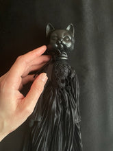 Load image into Gallery viewer, Kitty Poppet