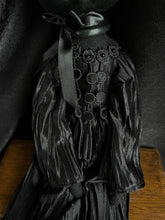 Load image into Gallery viewer, Kitty Poppet