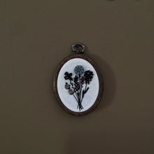 Load image into Gallery viewer, Bouquet Embroidery
