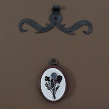Load image into Gallery viewer, Bouquet Embroidery