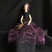 Load image into Gallery viewer, Hedge Witch Violeta