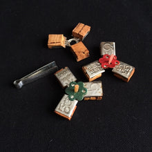 Load image into Gallery viewer, Antique Floating Candles in Paper Box