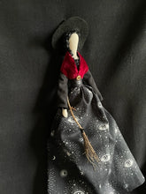 Load image into Gallery viewer, Hedge Witch Ora