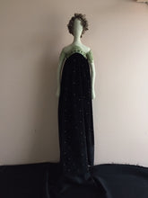 Load image into Gallery viewer, Agatha