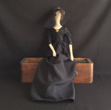 Load image into Gallery viewer, Large Poppet Commission Downpayment