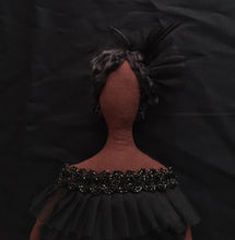 Load image into Gallery viewer, Eleanor