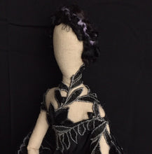 Load image into Gallery viewer, Hellebore