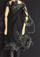 Load image into Gallery viewer, Hellebore