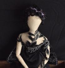 Load image into Gallery viewer, Hellebore