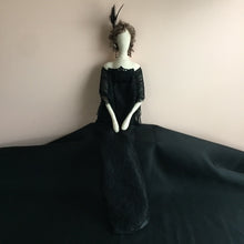 Load image into Gallery viewer, Heloise