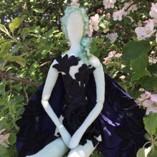 Load image into Gallery viewer, Poison Garden Fae 'Juniper'