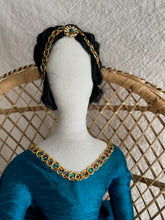 Load image into Gallery viewer, Minnie Poppet