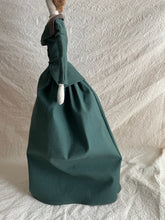 Load image into Gallery viewer, Sarabelle Poppet