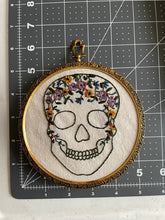 Load image into Gallery viewer, Memento Mori Skull In Antique Frame