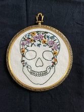 Load image into Gallery viewer, Memento Mori Skull In Antique Frame