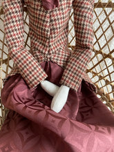 Load image into Gallery viewer, Wilhelmina Poppet